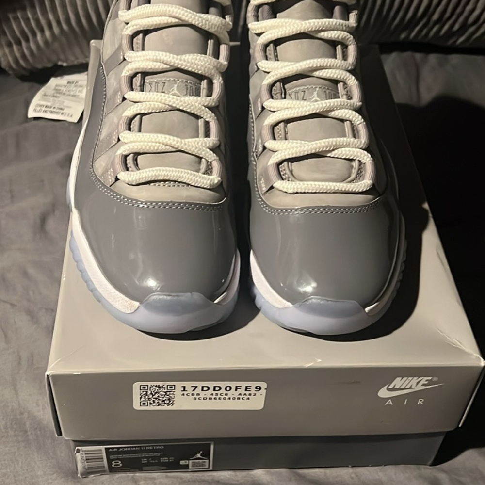 Air Jordan 11 Cool Grey